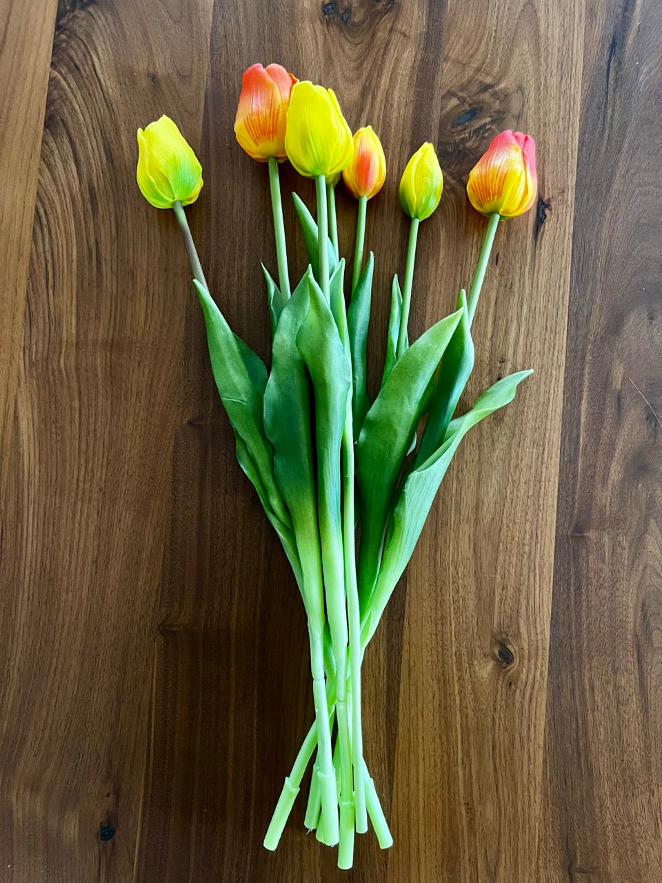 Strauß künstlicher Tulpen - Gelb/Orange-Mix - 47 cm hoch