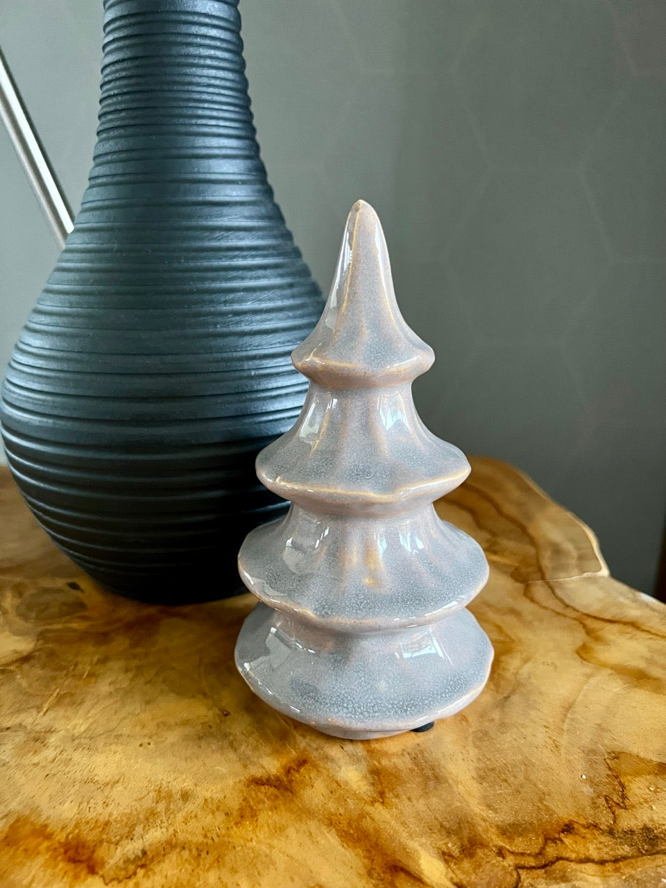 Keramik-Weihnachtsbaum - 14,5 cm hoch - Grün/Weiß/Grau