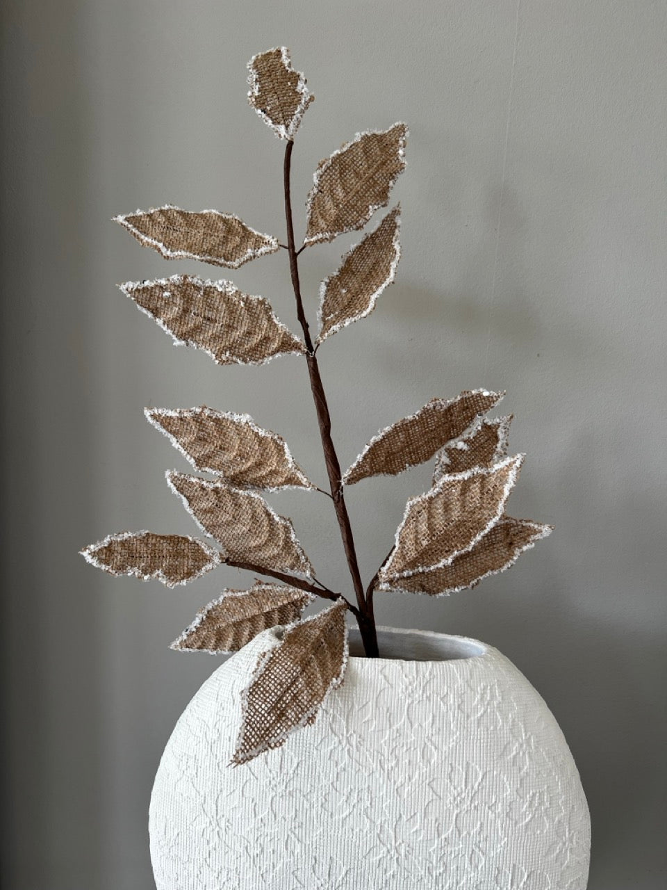 Zweig mit Juteblättern - 76cm hoch