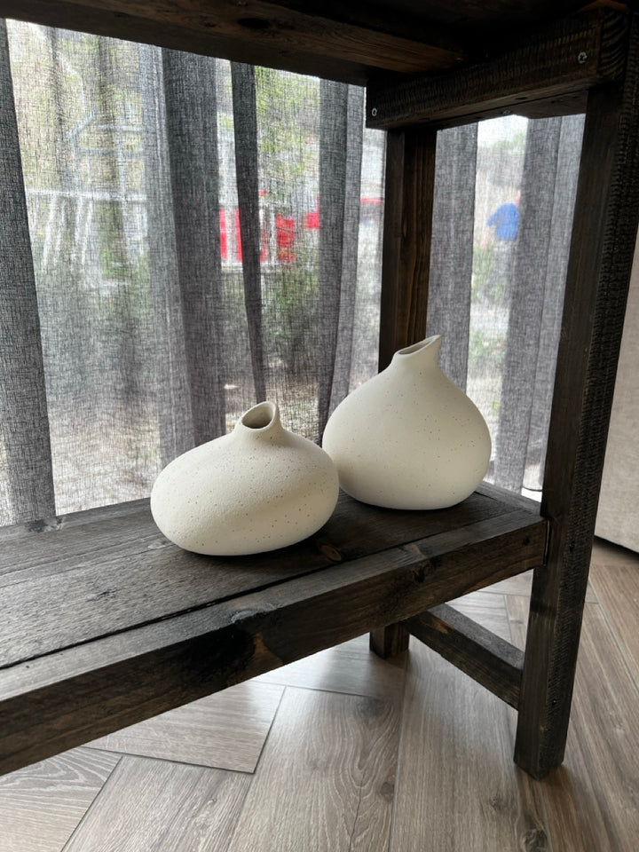 Vase ASSAGO aus Keramik – 2 Varianten – Creme