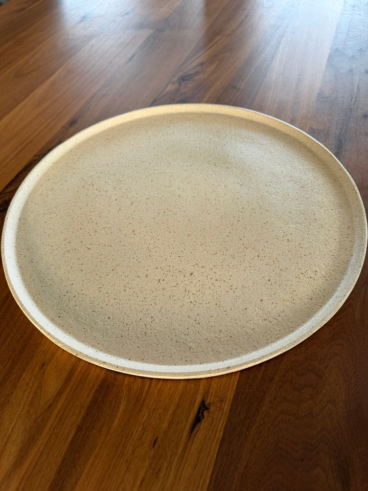 Decoratieschaal MAES metaal - zand/Licht bruin gespikkeld - Ø40x1,5 cm