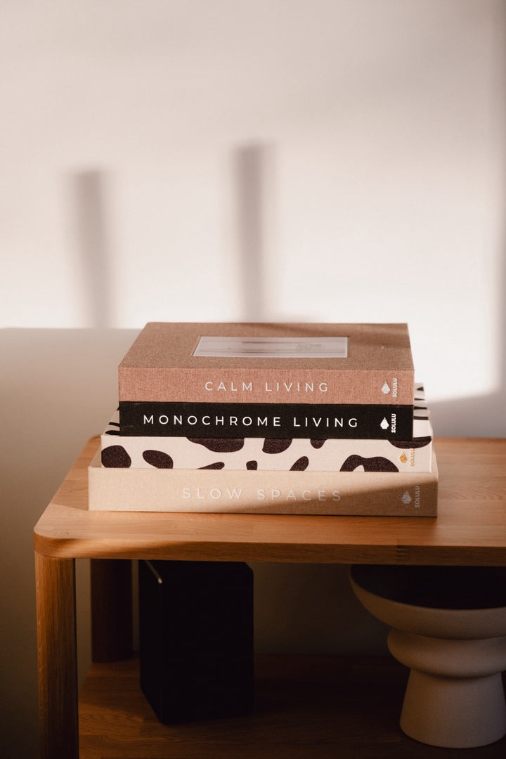 Aufbewahrungsbuch - Monochrome Living (M)