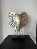 Ornament op voet ELEPHANT - 30x15x35,5 cm - licht goud