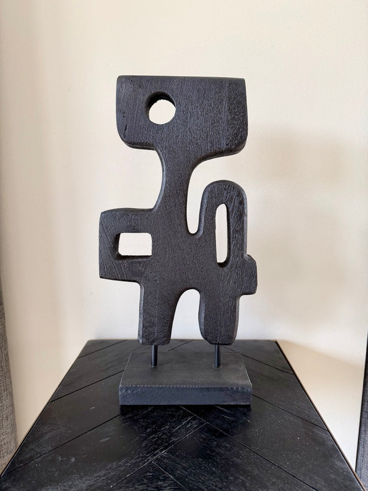 Ornament op voet SALA - 20x9,5x38,5cm - hout mat zwart