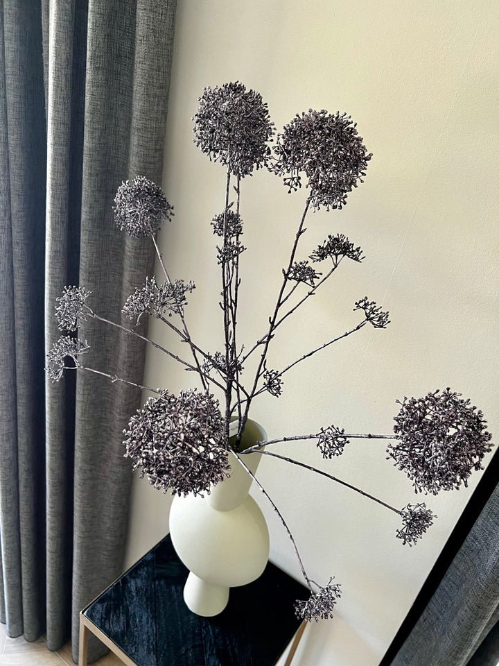 Skimmia-Zweig metallisch - 90 cm hoch - Lila