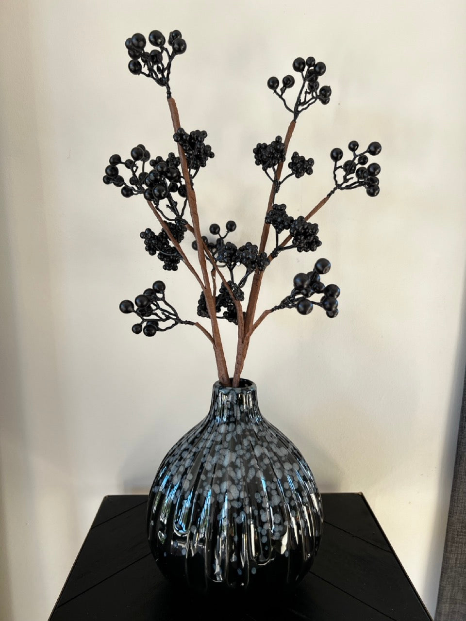 Zweig mit Beeren - 50 cm hoch - Schwarz oder Lila