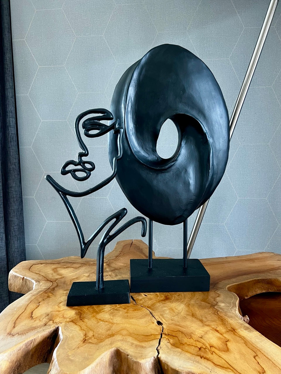 Dekoration auf Ständer ZORATI - 24x9x46,5cm - Holz schwarz